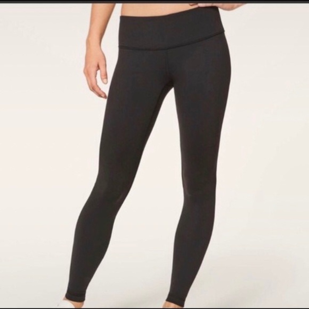 lululemon low rise black leggings
